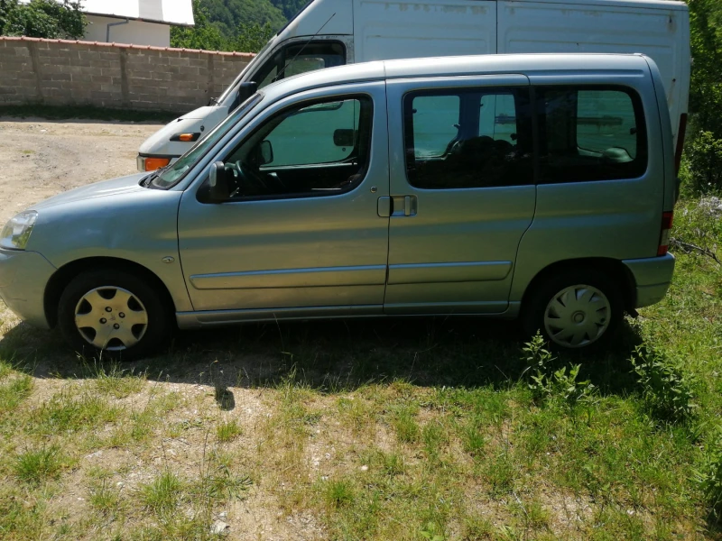 Citroen Berlingo 1.4, снимка 1 - Автомобили и джипове - 47362458