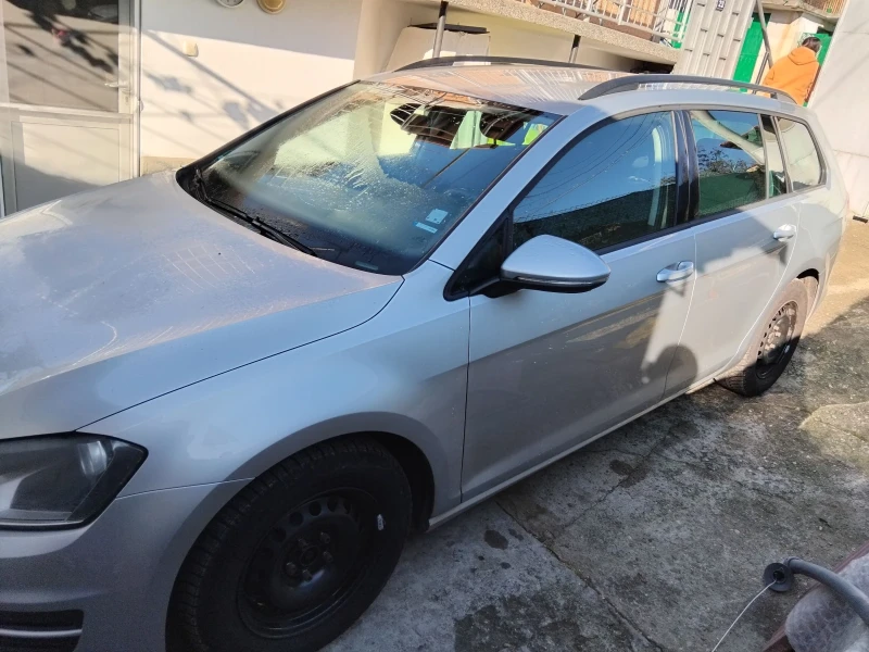 VW Golf 1.6tdi, снимка 4 - Автомобили и джипове - 48026060