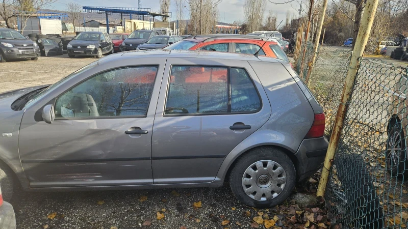 VW Golf 1.9tdi. 101ks.pd.Avtomatik!!!.klimatronik., снимка 7 - Автомобили и джипове - 48268531