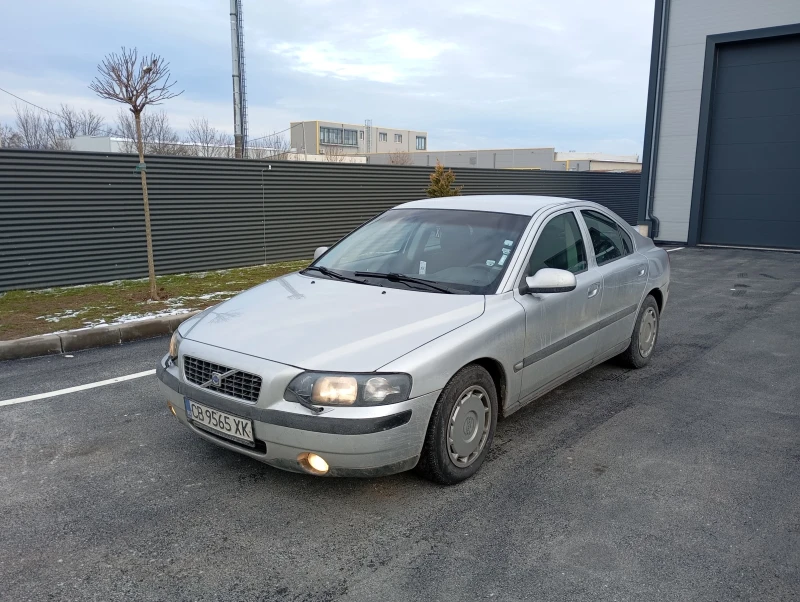 Volvo S60 2.4 i 140 , снимка 4 - Автомобили и джипове - 48477733