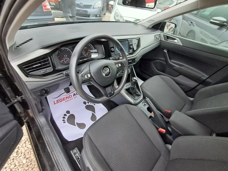 VW Polo 1.6TDi КАТО НОВ, снимка 10 - Автомобили и джипове - 48662139