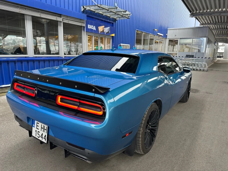 Dodge Challenger R/T, снимка 3 - Автомобили и джипове - 48746460