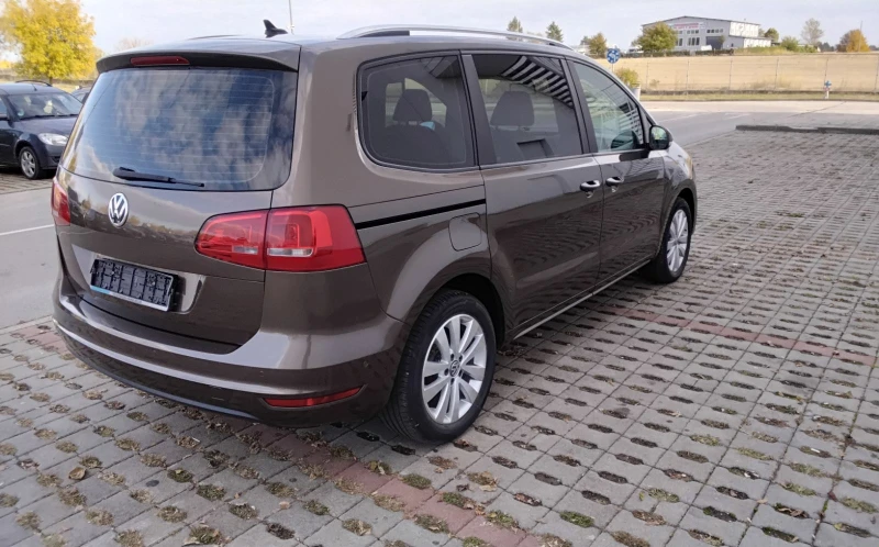 VW Sharan 2.0 TDI 140k.s., снимка 4 - Автомобили и джипове - 52048933