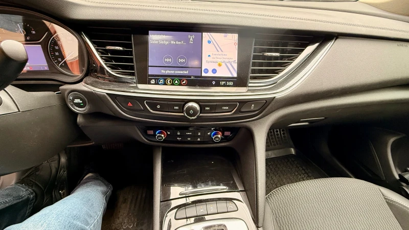 Opel Insignia, снимка 8 - Автомобили и джипове - 52128325