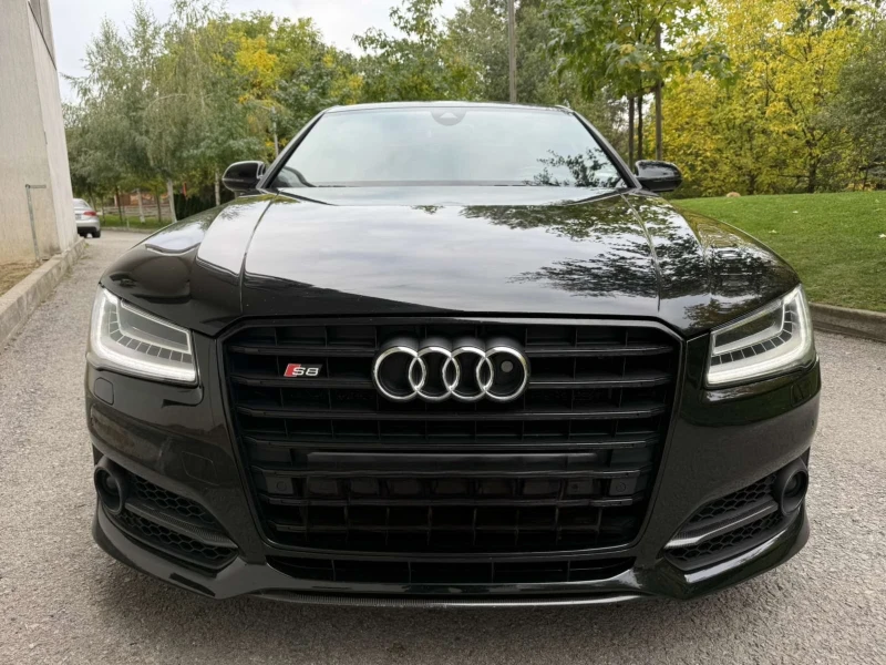 Audi S8 PLUS / КЕРАМИКА / ПОДГРЕВ / ВЕНТИЛАЦИЯ , снимка 2 - Автомобили и джипове - 52168491