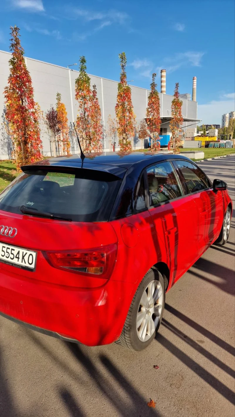 Audi A1, снимка 2 - Автомобили и джипове - 52250975