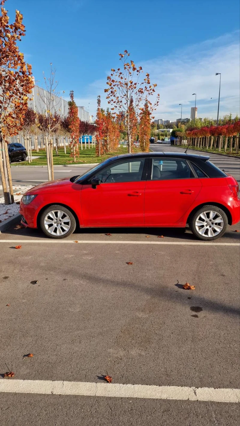 Audi A1, снимка 4 - Автомобили и джипове - 52250975