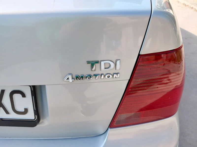 VW Bora, снимка 6 - Автомобили и джипове - 52297294