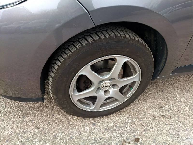 Renault Megane, снимка 15 - Автомобили и джипове - 52655046