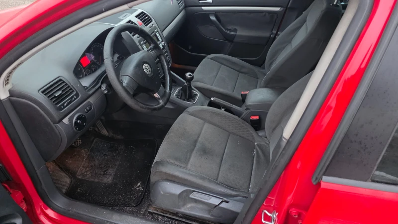 VW Golf 1.9TDI, снимка 5 - Автомобили и джипове - 53181702