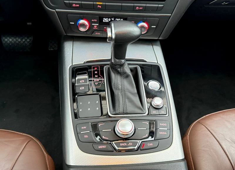 Audi A6 3.0 V6 TDi Quattro , снимка 12 - Автомобили и джипове - 53515414