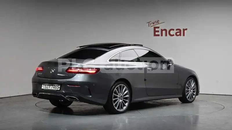 Mercedes-Benz E 450, снимка 2 - Автомобили и джипове - 54703901