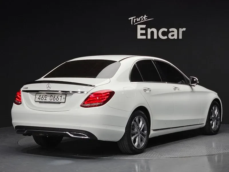 Mercedes-Benz C 200 САМО 30% АВАНС, снимка 2 - Автомобили и джипове - 55947060
