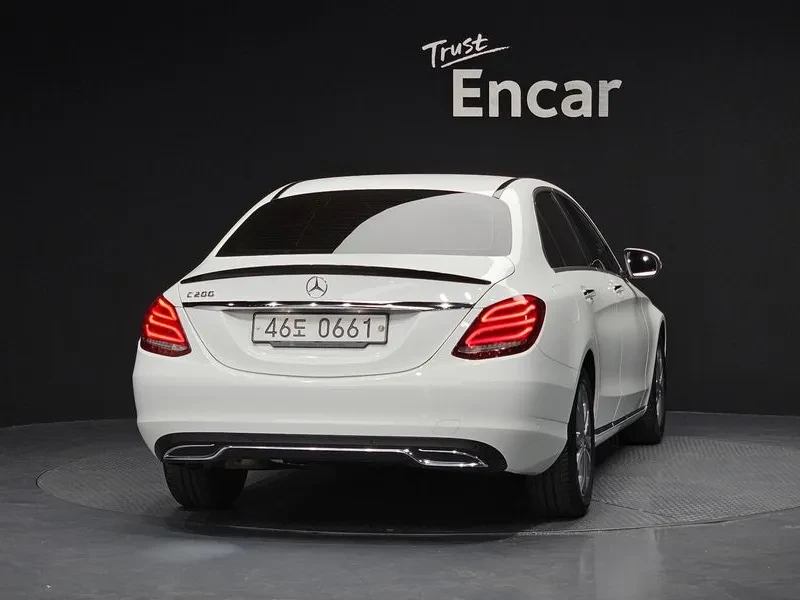 Mercedes-Benz C 200 САМО 30% АВАНС, снимка 4 - Автомобили и джипове - 55947060