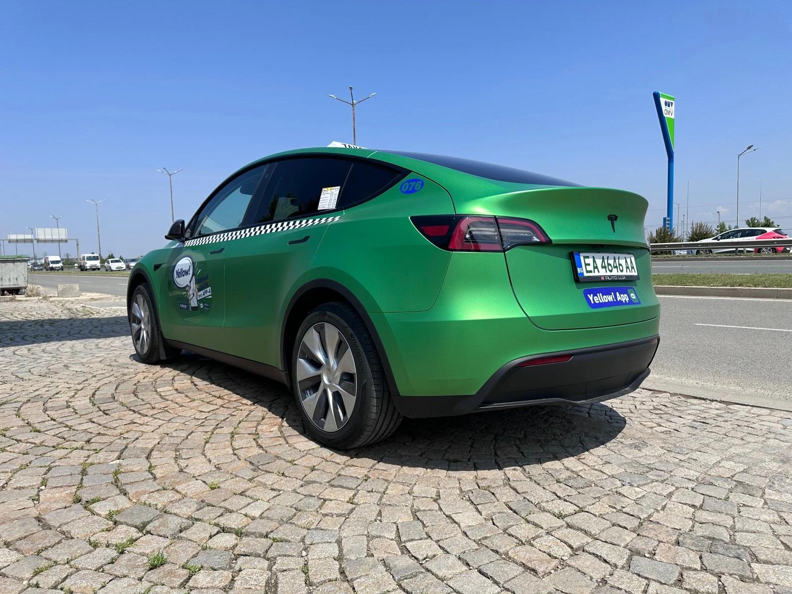 Tesla Model Y 5 км/ T A X I /350ps/60kw - изображение 7