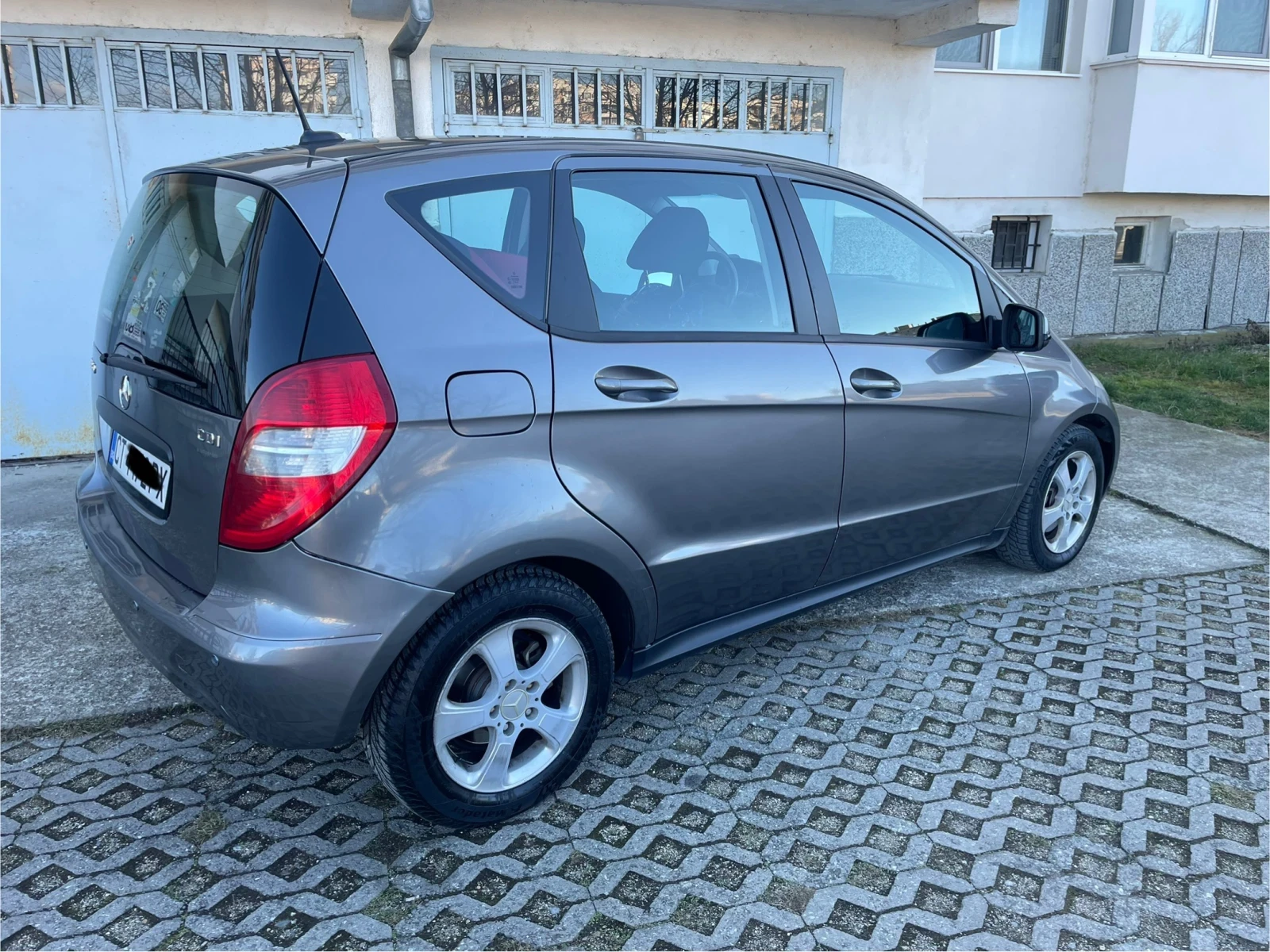 Mercedes-Benz A 200 A180 CDI - изображение 2