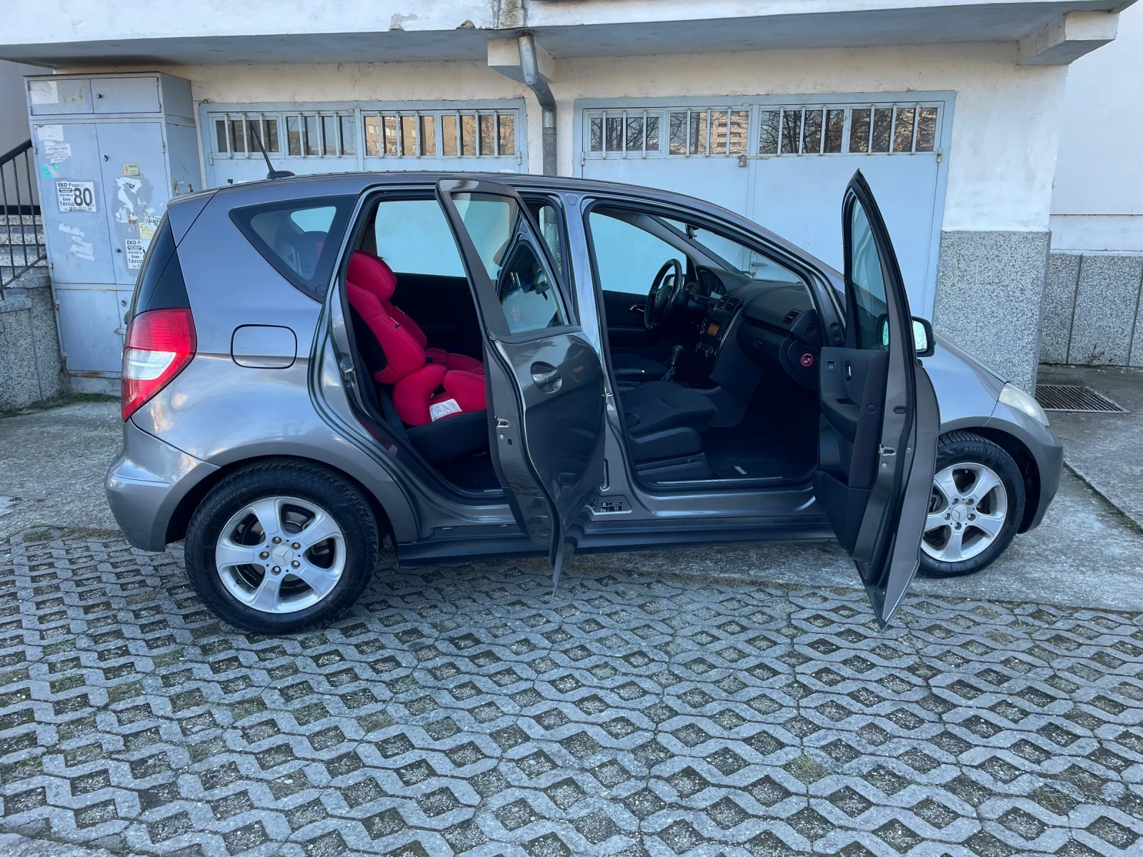 Mercedes-Benz A 200 A180 CDI - изображение 6