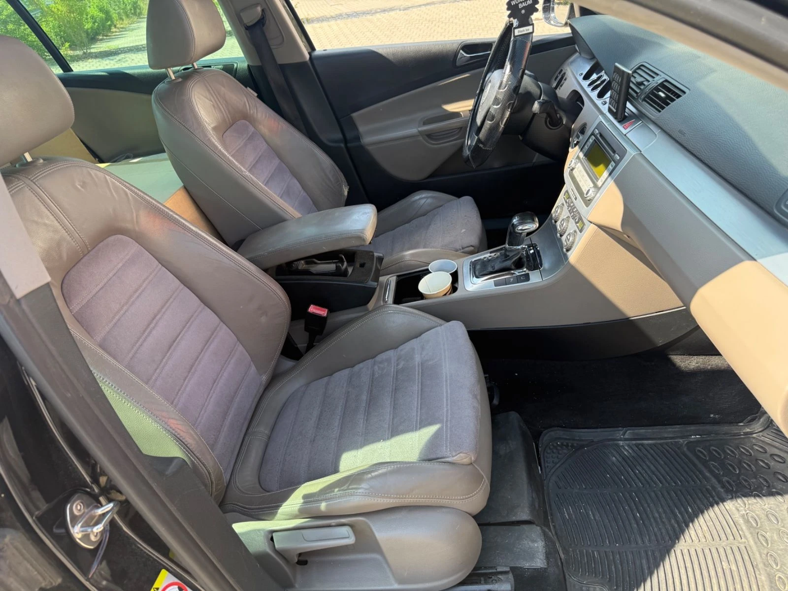 VW Passat Highline * 170.. * DSG  | Mobile.bg   13