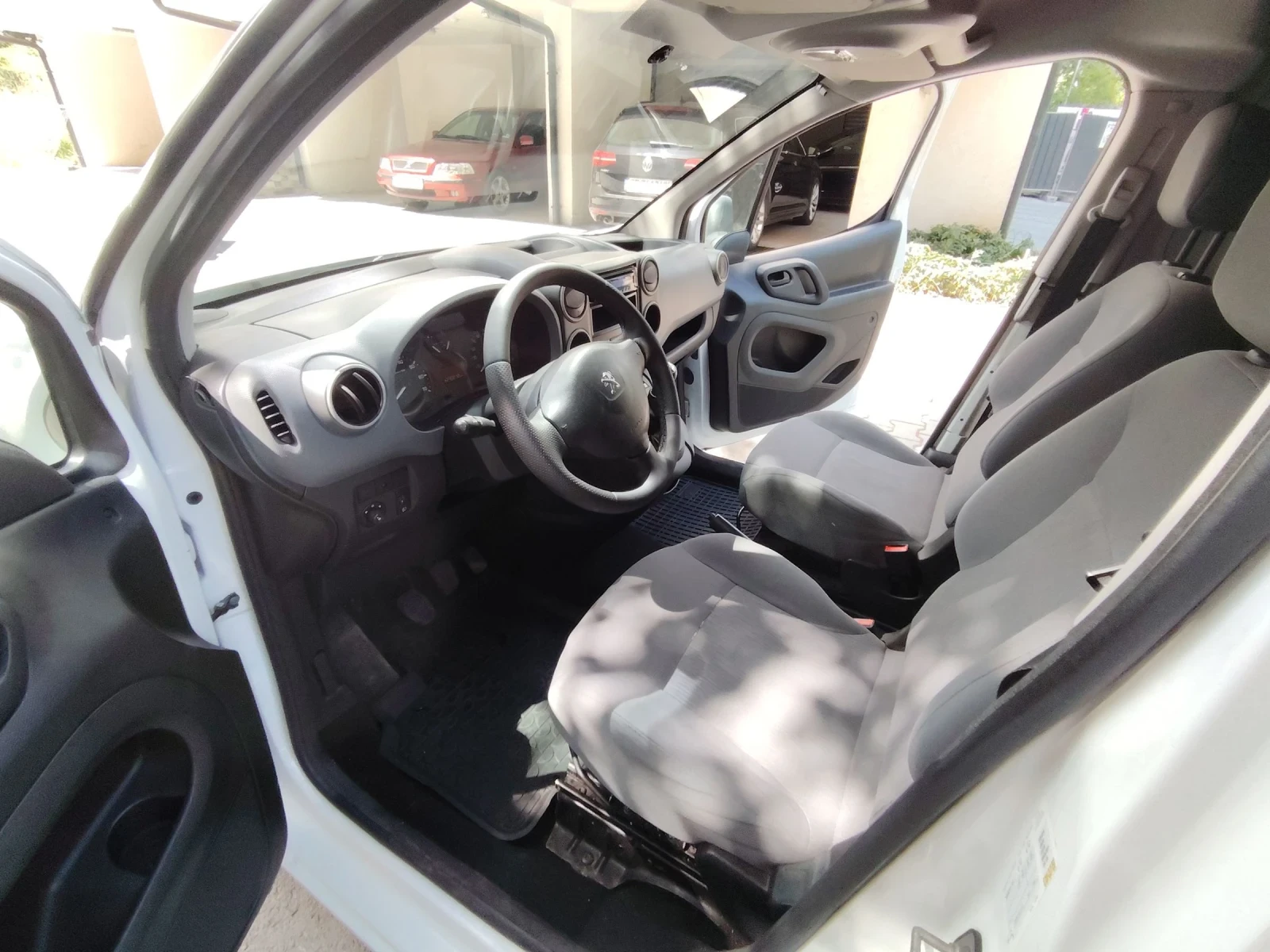 Peugeot Partner 1.6 hdi 90к.с. - изображение 5