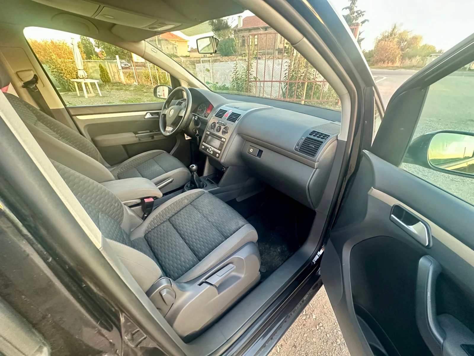 VW Touran 1.9TDI 105kc | Mobile.bg   11