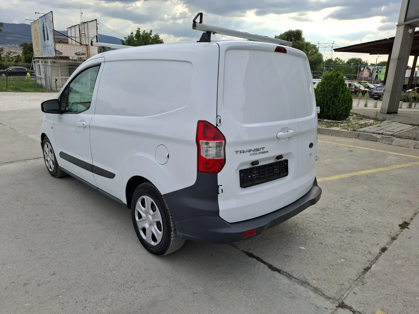 Ford Courier  - изображение 4