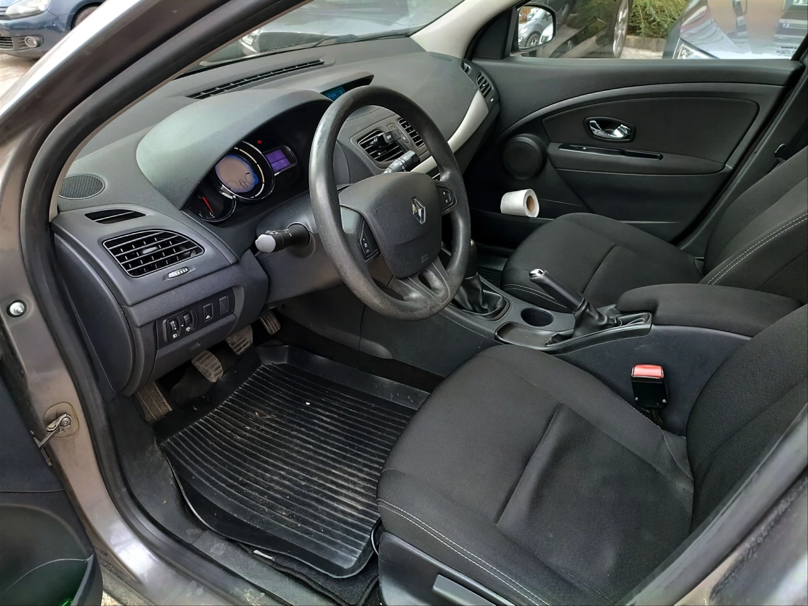 Renault Megane  - изображение 8