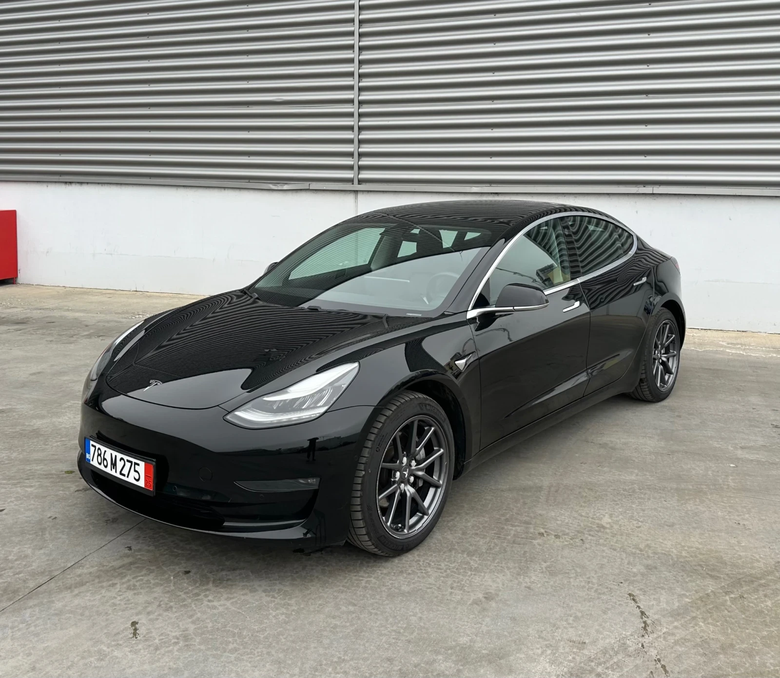 Tesla Model 3 Long Range Dual Motor | Mobile.bg � ����������� 3