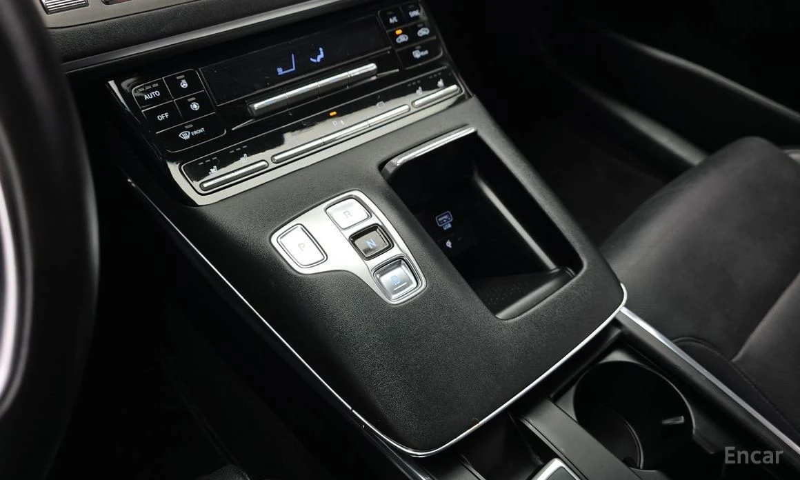 Hyundai Grandeur, снимка 9 - Автомобили и джипове - 54039814