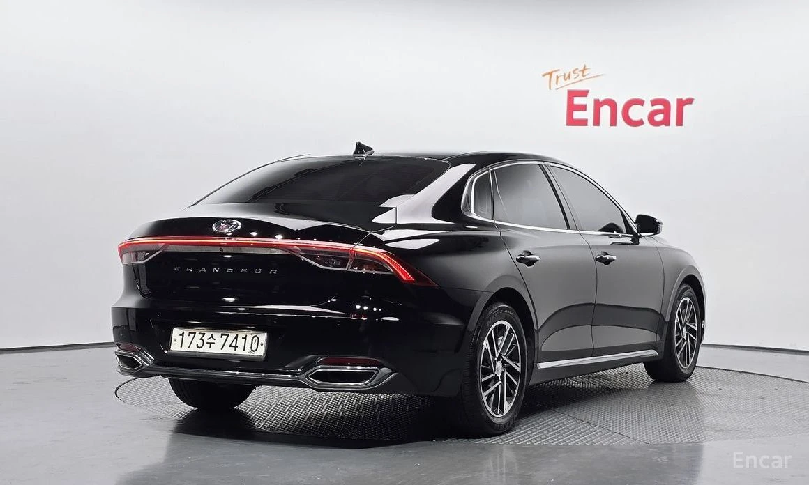 Hyundai Grandeur, снимка 2 - Автомобили и джипове - 54039814