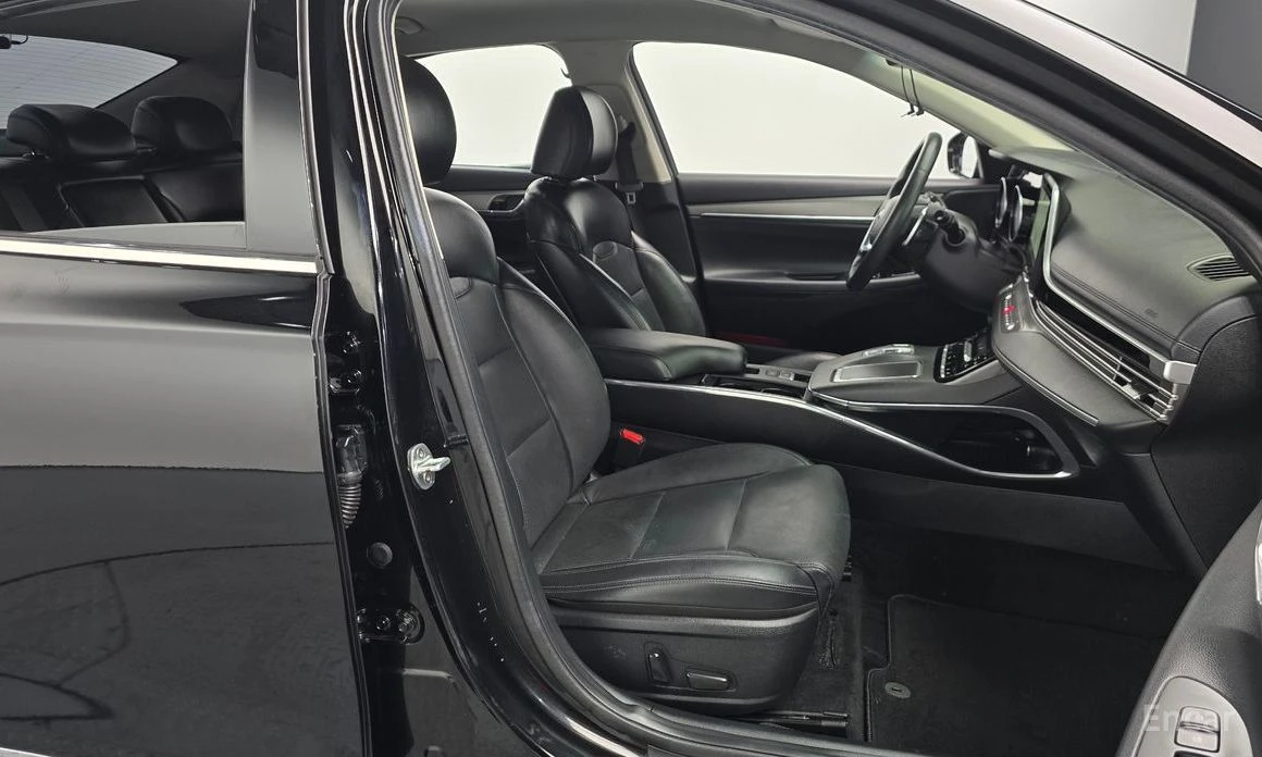 Hyundai Grandeur, снимка 10 - Автомобили и джипове - 54039814