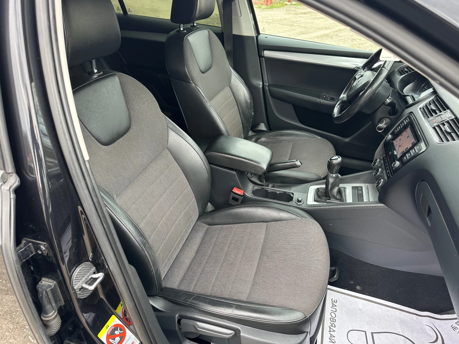 Skoda Octavia VRS, TDI, Navigation , снимка 13 - Автомобили и джипове - 54179845