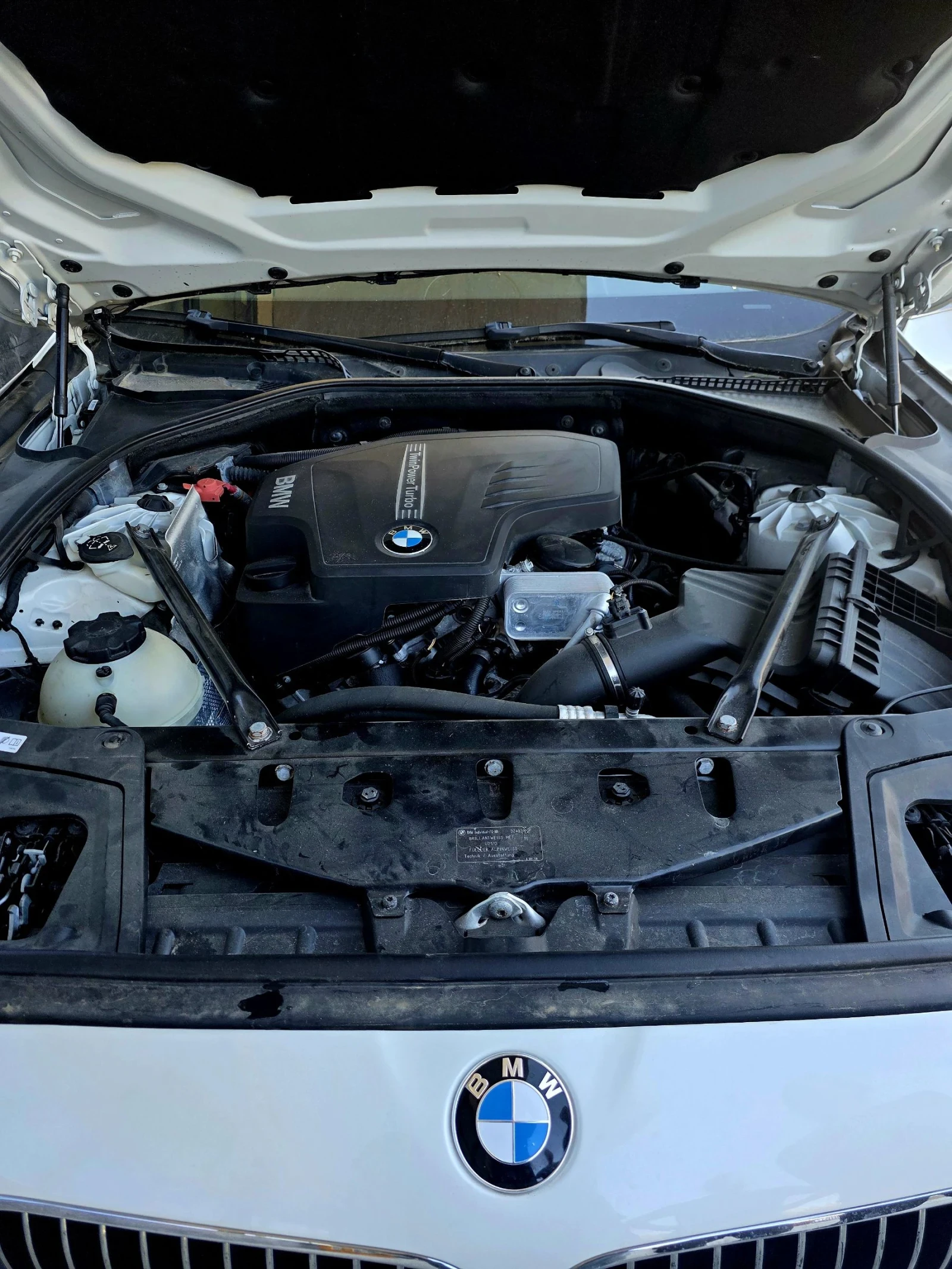 BMW 528 528 Twin Turbo 4x4 Individual, снимка 6 - Автомобили и джипове - 54546344