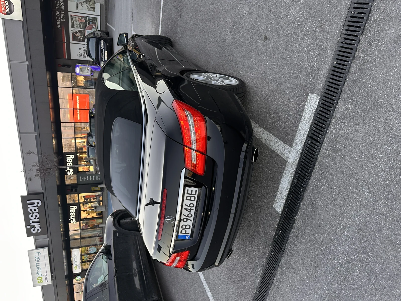 Mercedes-Benz E 350 CDI HARMAN KARDON ACC , снимка 3 - Автомобили и джипове - 54985319