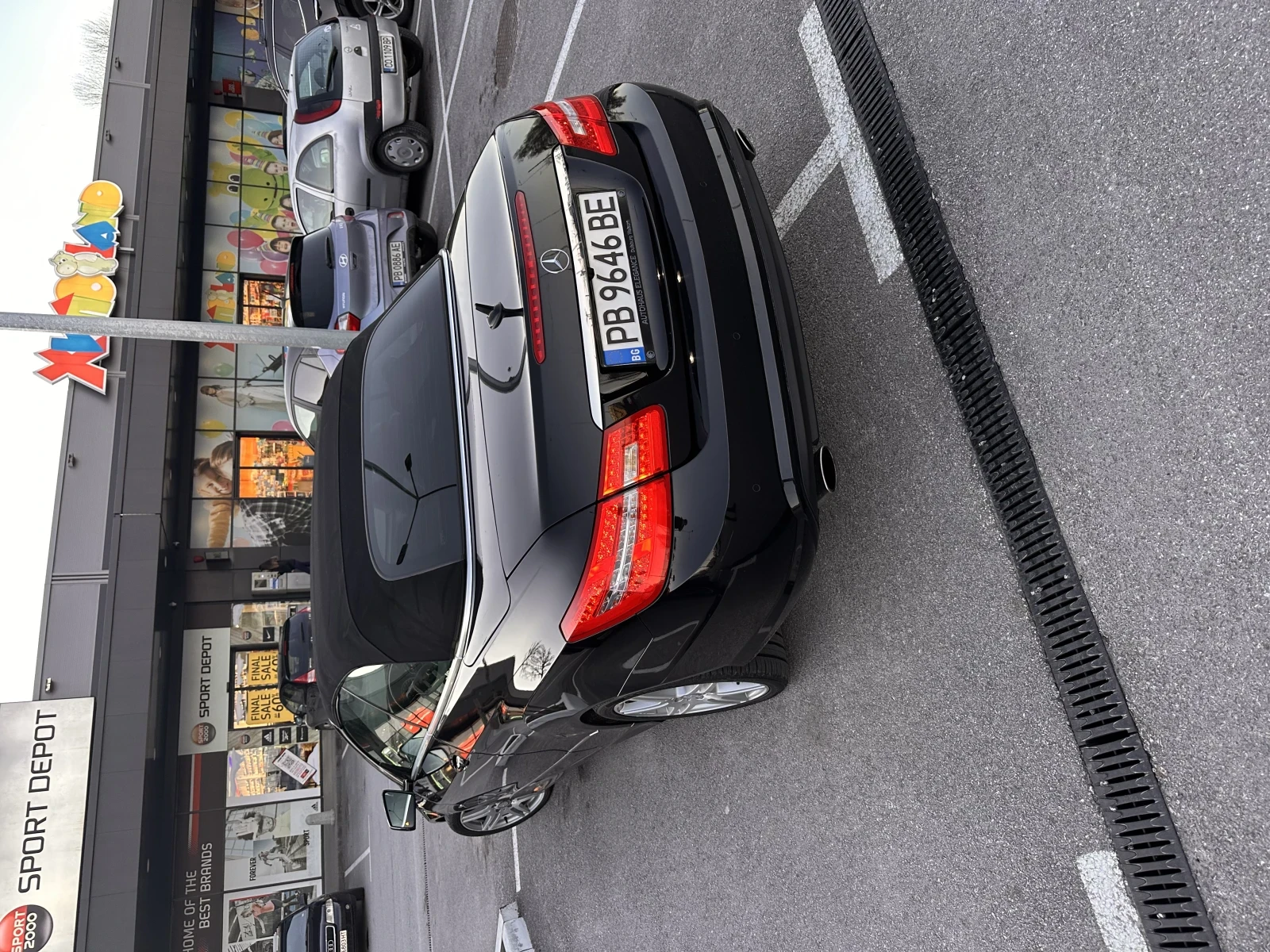 Mercedes-Benz E 350 CDI HARMAN KARDON ACC , снимка 4 - Автомобили и джипове - 54985319