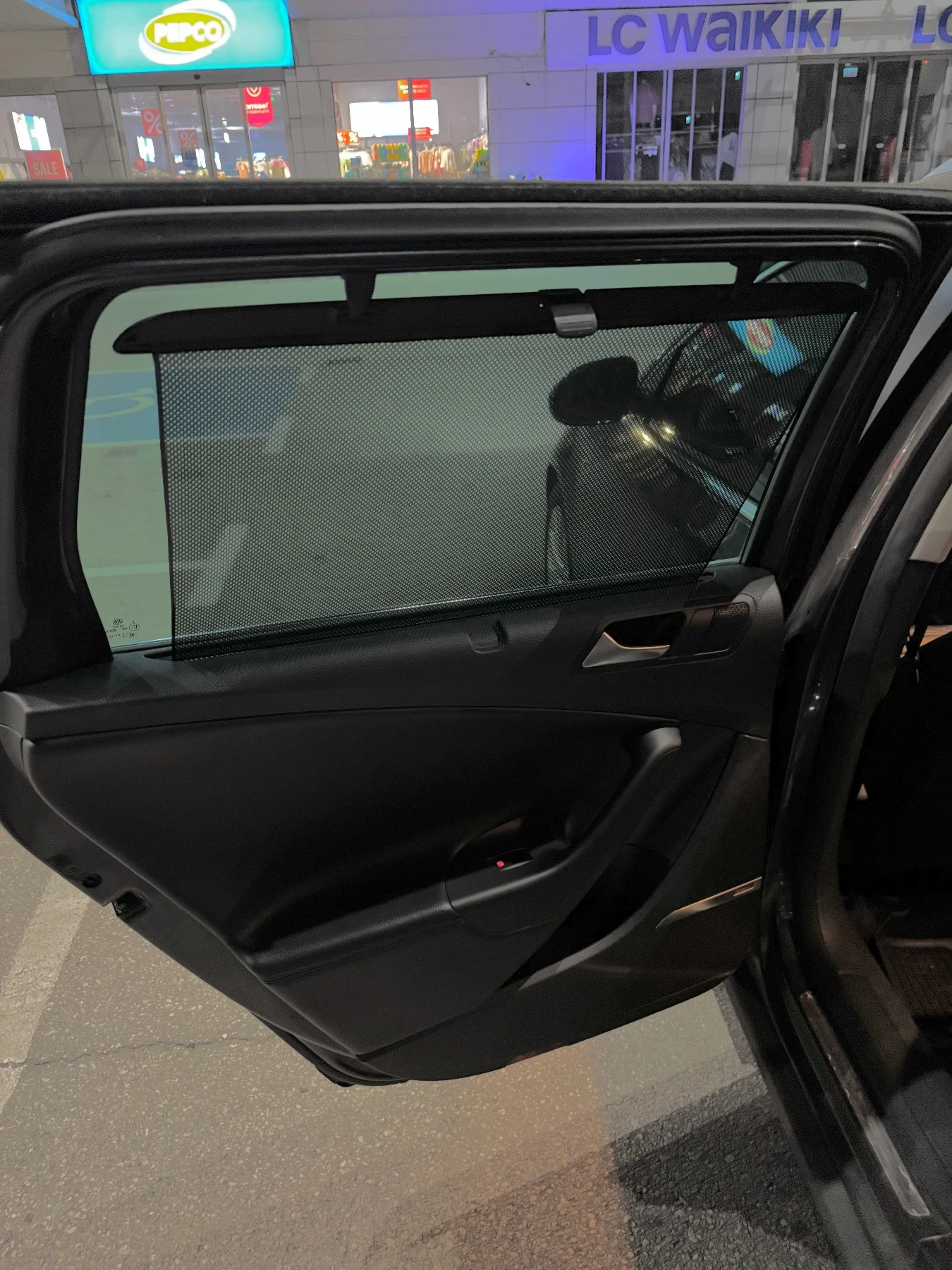VW Passat R-line 2.0 TDI 4motion, снимка 11 - Автомобили и джипове - 55196531