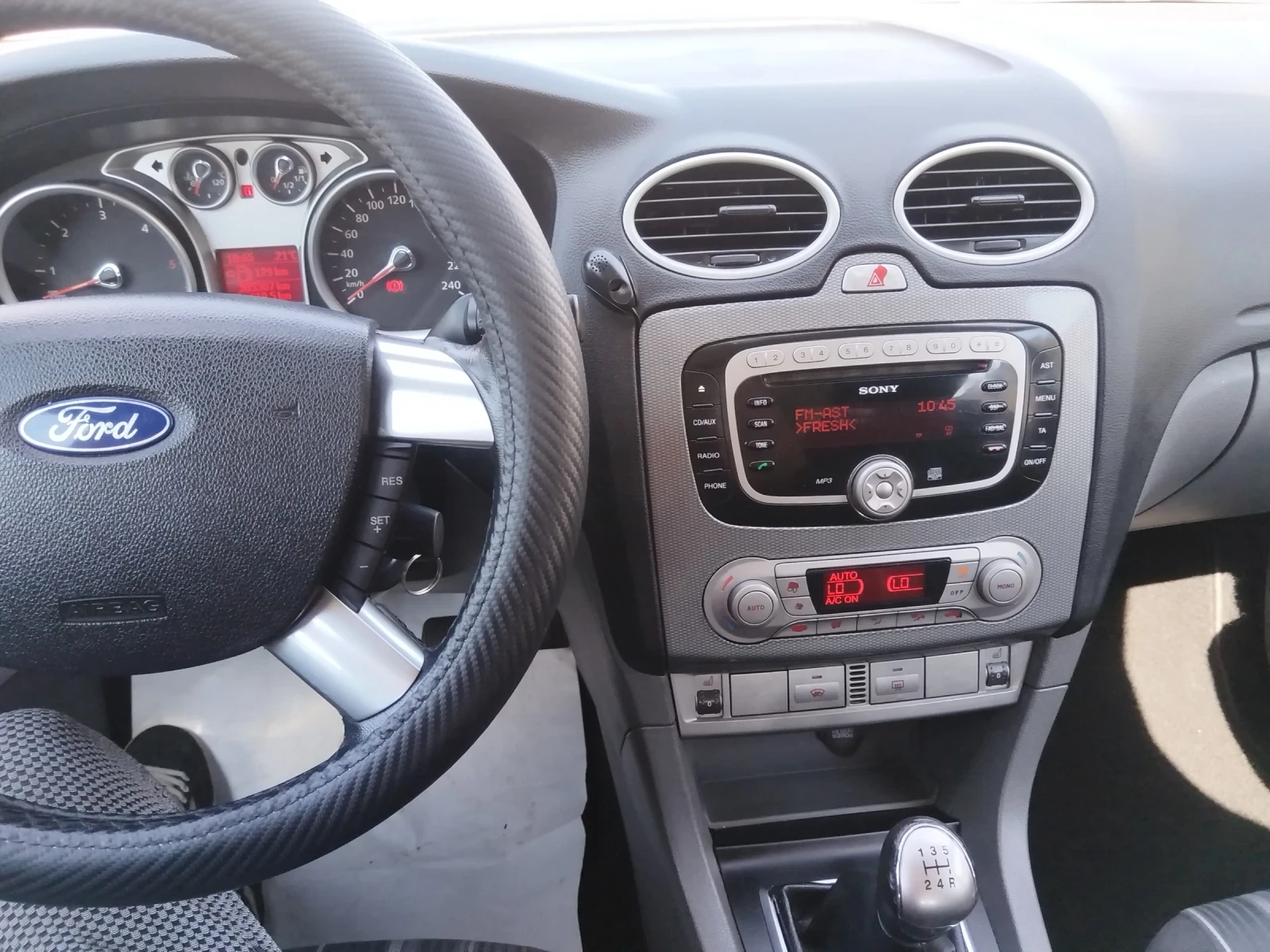 Ford Focus 1.6TDCI , снимка 15 - Автомобили и джипове - 55613971