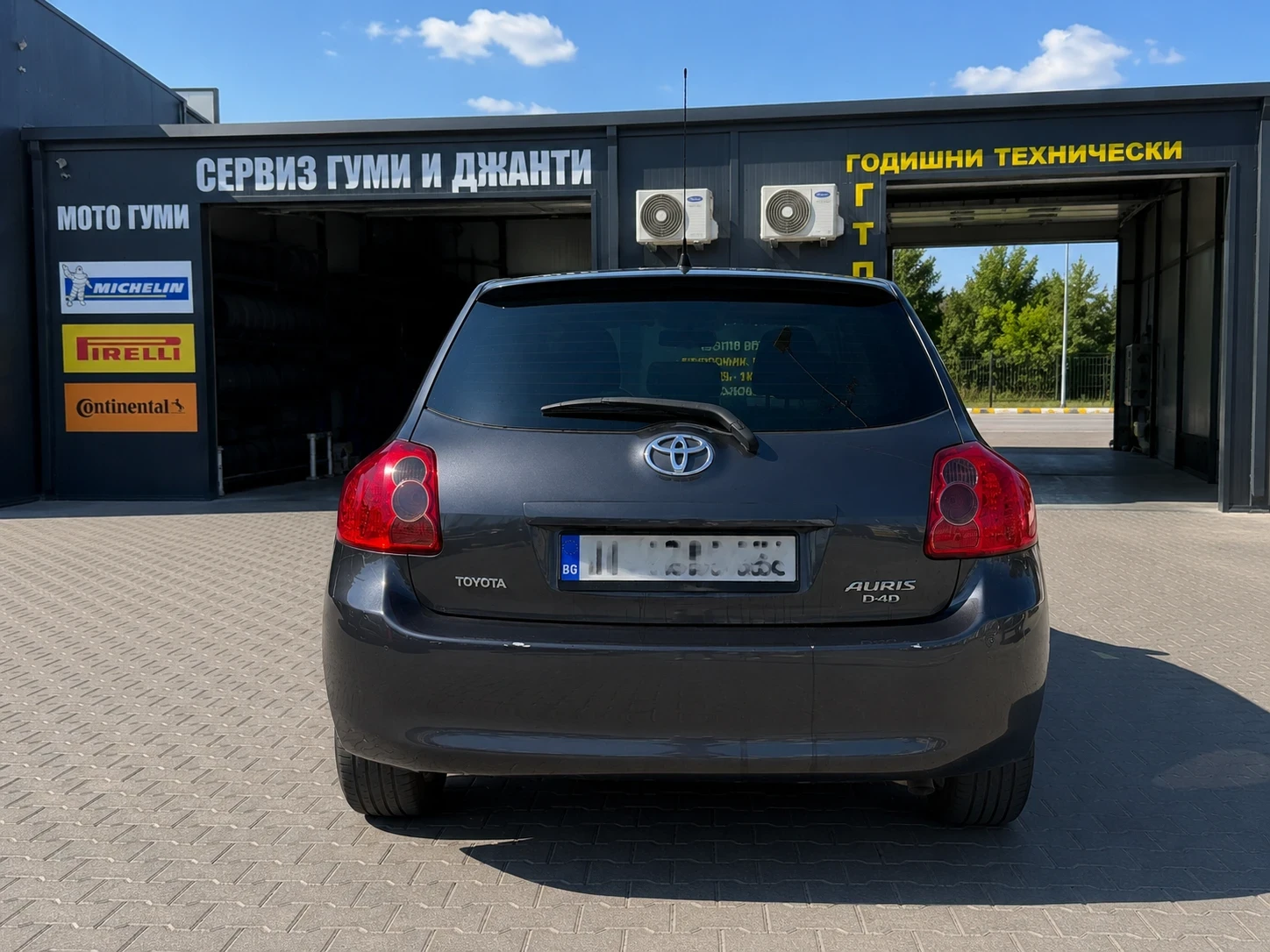 Toyota Auris 1.4 D-4D Автоматик, Климатроник, снимка 4 - Автомобили и джипове - 55667315