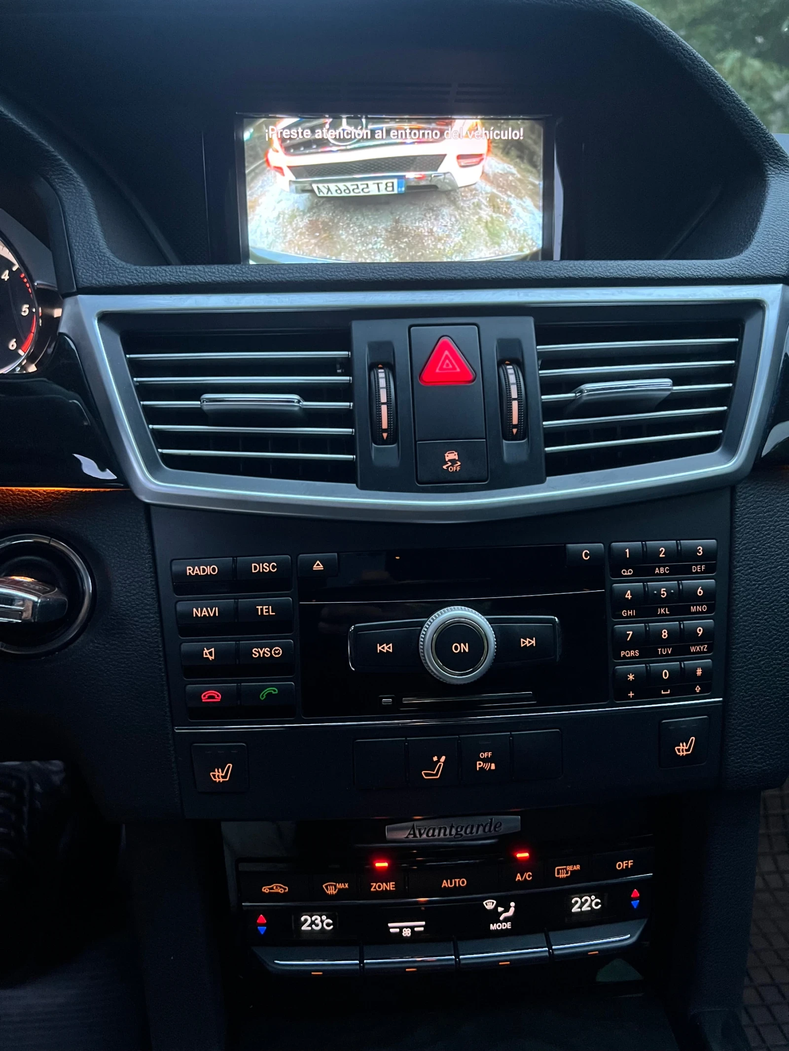 Mercedes-Benz E 350 CDI/AVANTGARDE, снимка 13 - Автомобили и джипове - 56167465