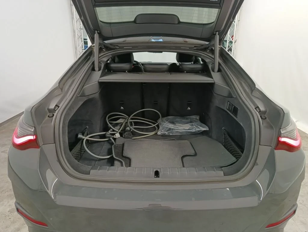 BMW i4 GRAN COUPE 81kWh eDrive40 89.5% SoH LED Navi | Mobile.bg � ����������� 5