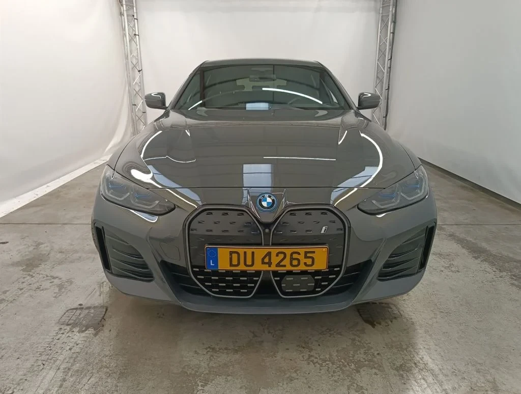 BMW i4 GRAN COUPE 81kWh eDrive40 89.5% SoH LED Navi | Mobile.bg � ����������� 2