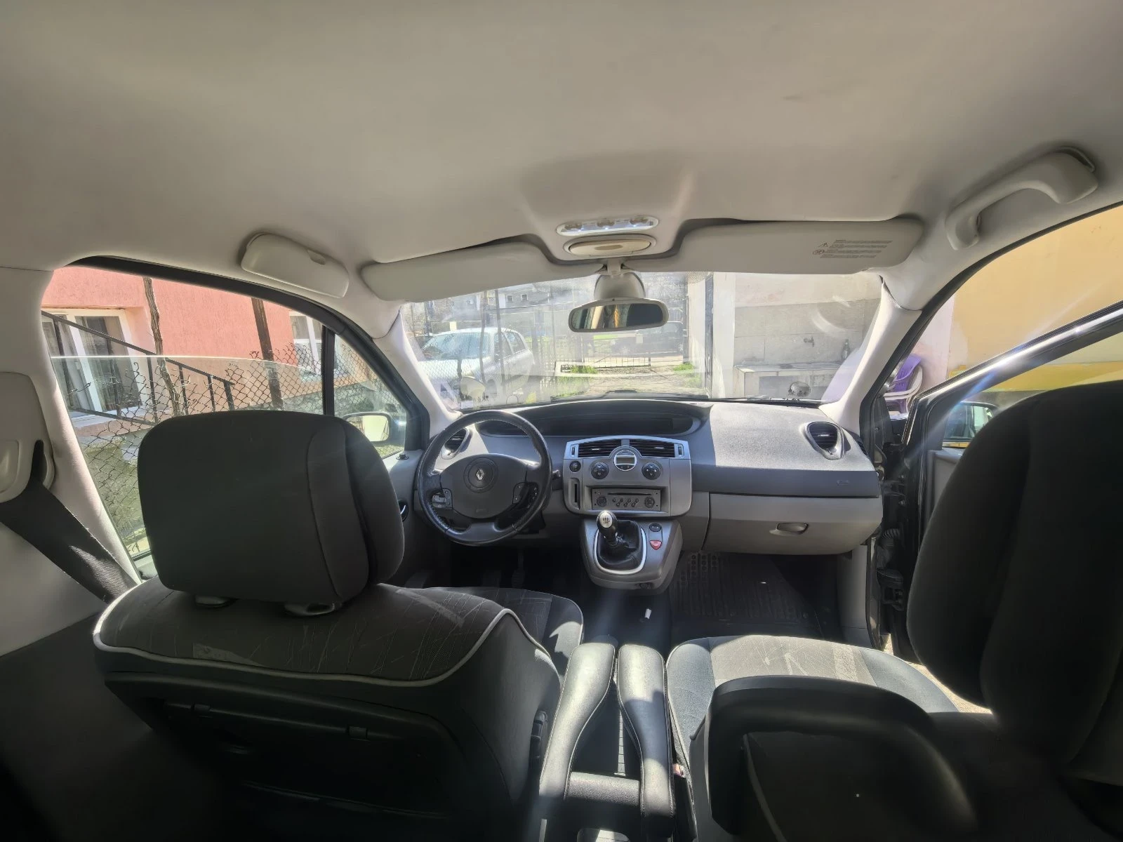 Renault Scenic 1.9, снимка 5 - Автомобили и джипове - 56634631