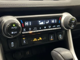 Toyota Rav4 XLE AWD, снимка 15