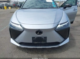 Lexus RZ 450E Luxury, снимка 6