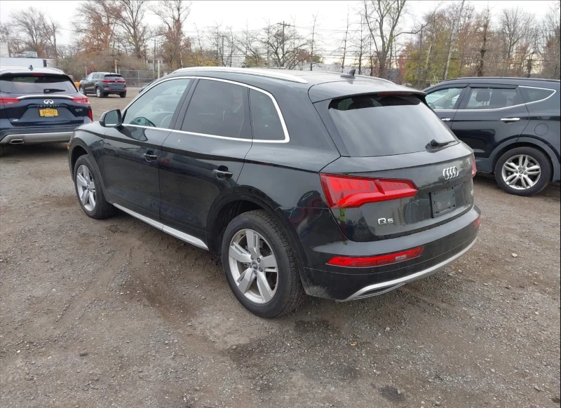 Audi Q5, снимка 3 - Автомобили и джипове - 48753446