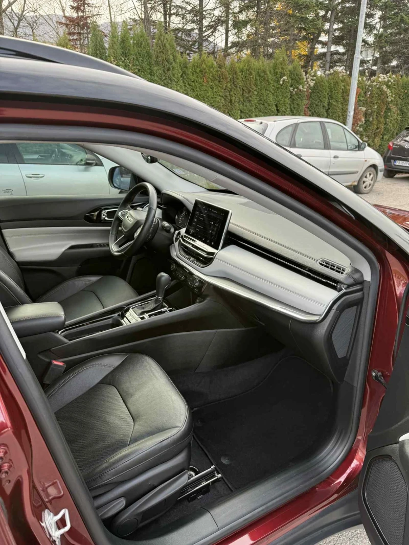 Jeep Compass Limited, снимка 9 - Автомобили и джипове - 52444917