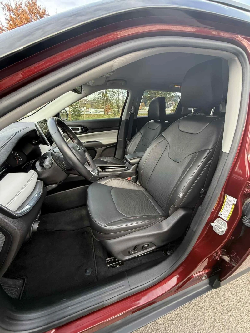 Jeep Compass Limited, снимка 8 - Автомобили и джипове - 52444917