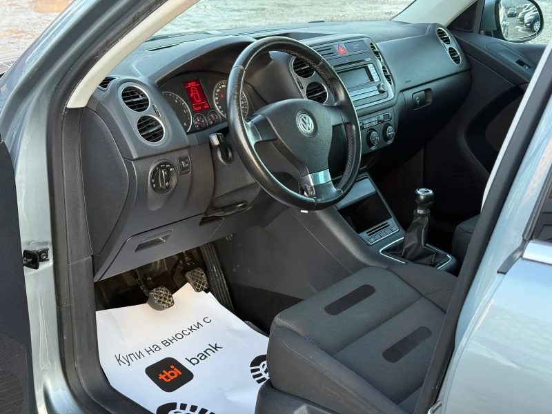 VW Tiguan 2.0TDi 140к.с * Ксенон* * 4-Motion* , снимка 9 - Автомобили и джипове - 53117904
