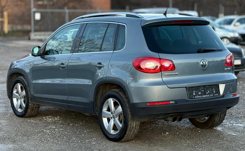 VW Tiguan 2.0TDi 140к.с * Ксенон* * 4-Motion* , снимка 4 - Автомобили и джипове - 53117904