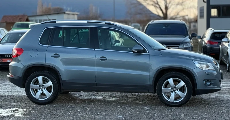 VW Tiguan 2.0TDi 140к.с * Ксенон* * 4-Motion* , снимка 8 - Автомобили и джипове - 53117904