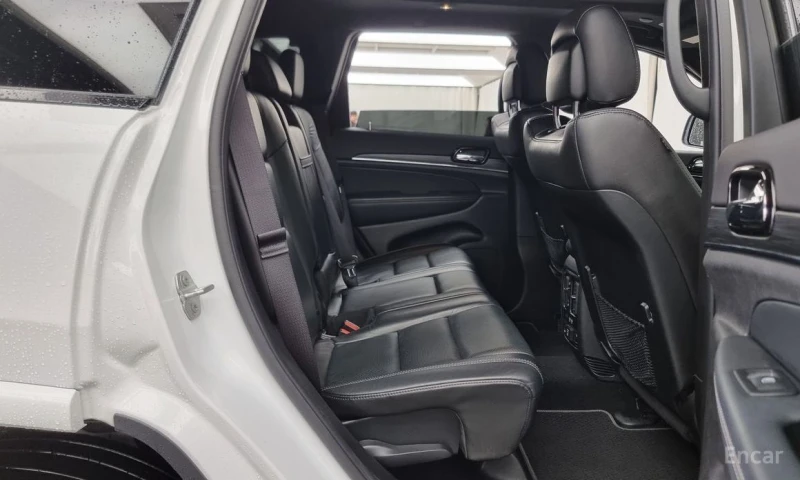 Jeep Grand cherokee, снимка 12 - Автомобили и джипове - 53295351